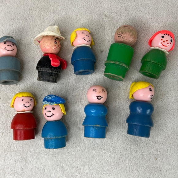 Vintage Fisher Price Little People Figure Lot of 9 Wooden 1960/70s fire fighter - Picture 1 of 16